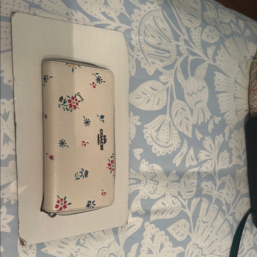 Coach Floral White Wallet